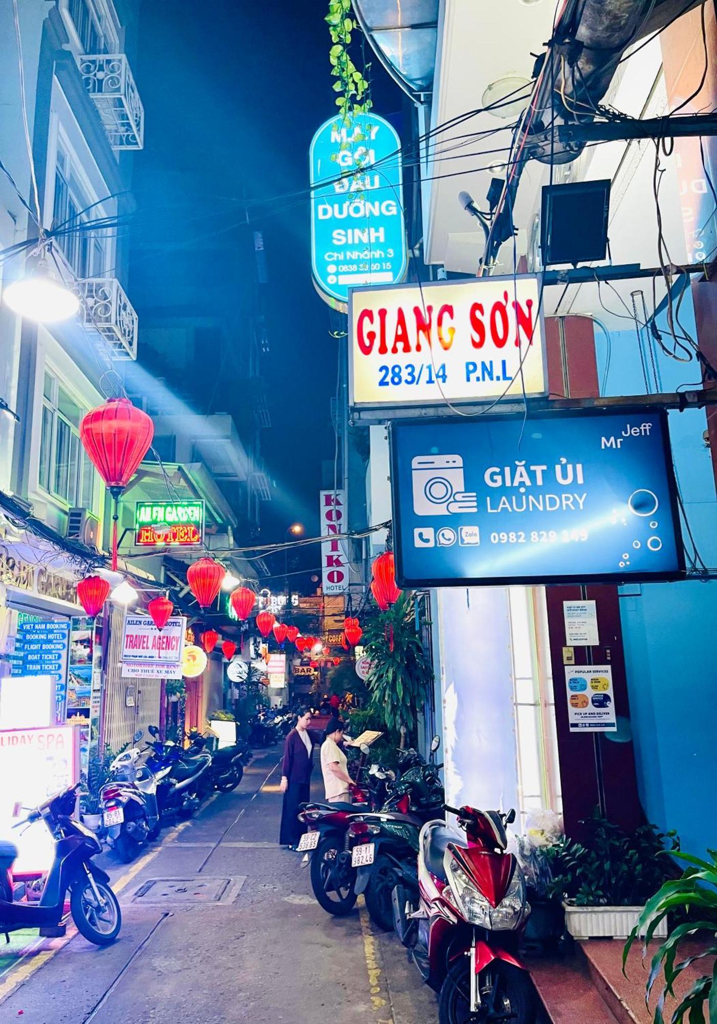 Giang Son Hotel江山民宿范五老区酒吧街胡志明市 Exterior photo
